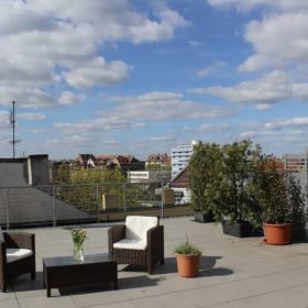 Dachterrasse: Kunstworkshop über den Dächern Fürths